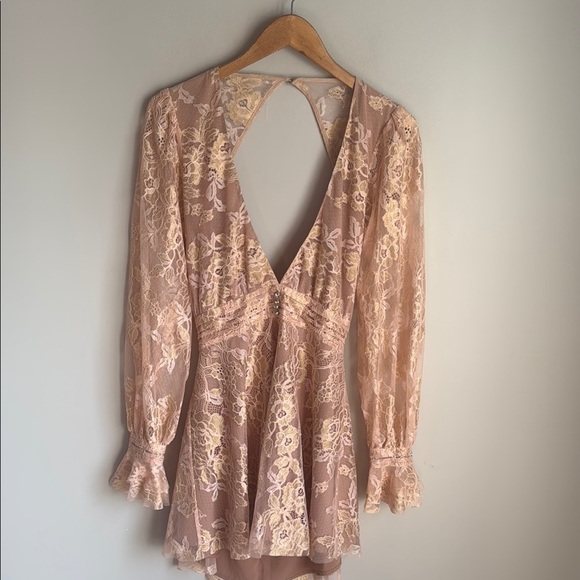 For Love & Lemons Modern Love Dress Rose Gold Large - Picture 2 of 16